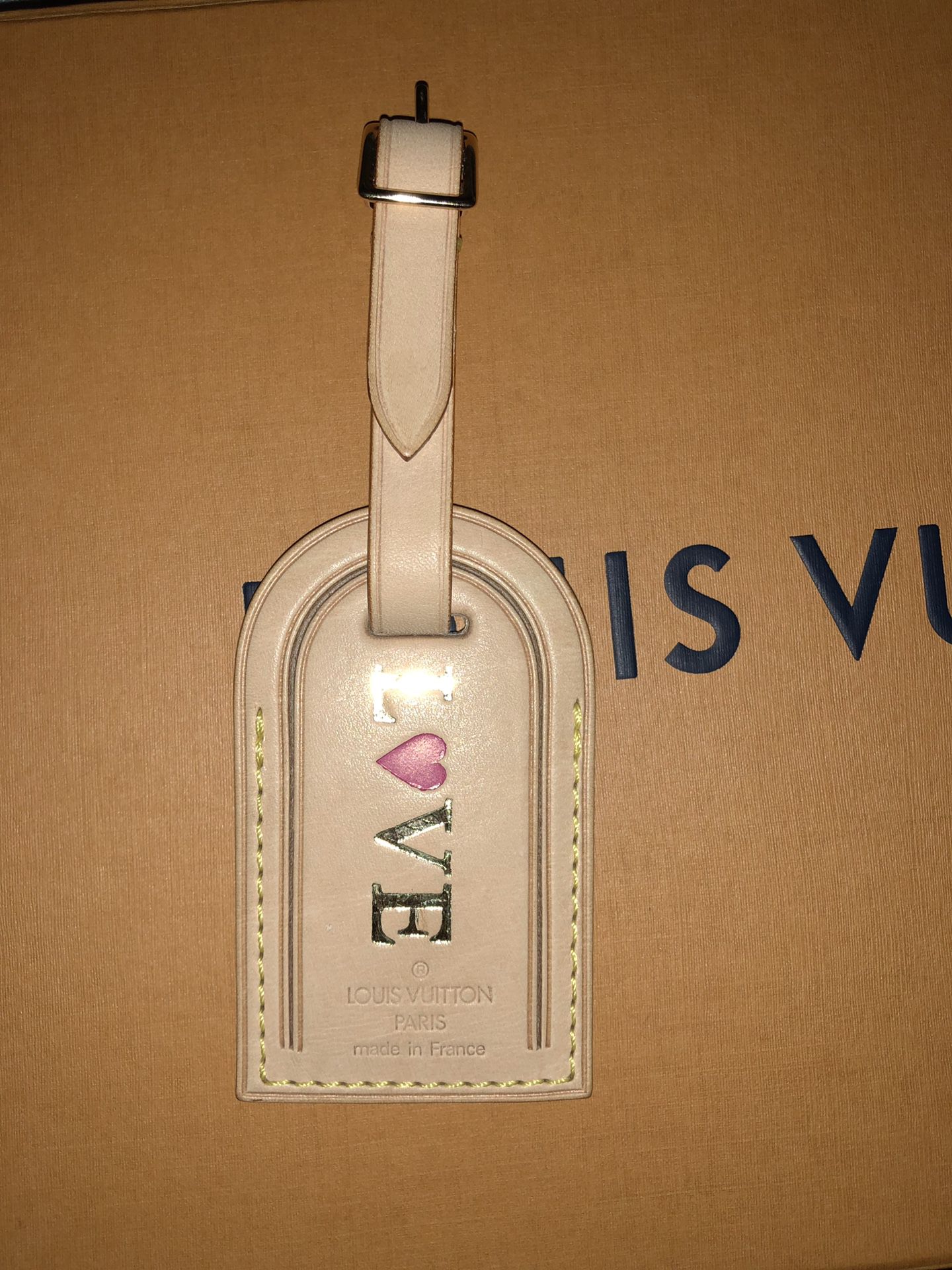 Authentic Louis Vuitton luggage tag for Sale in St. Louis, MO