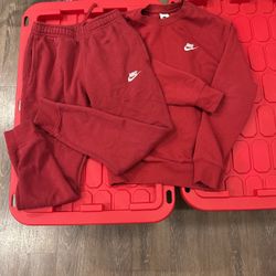 Nike Sweatsuit