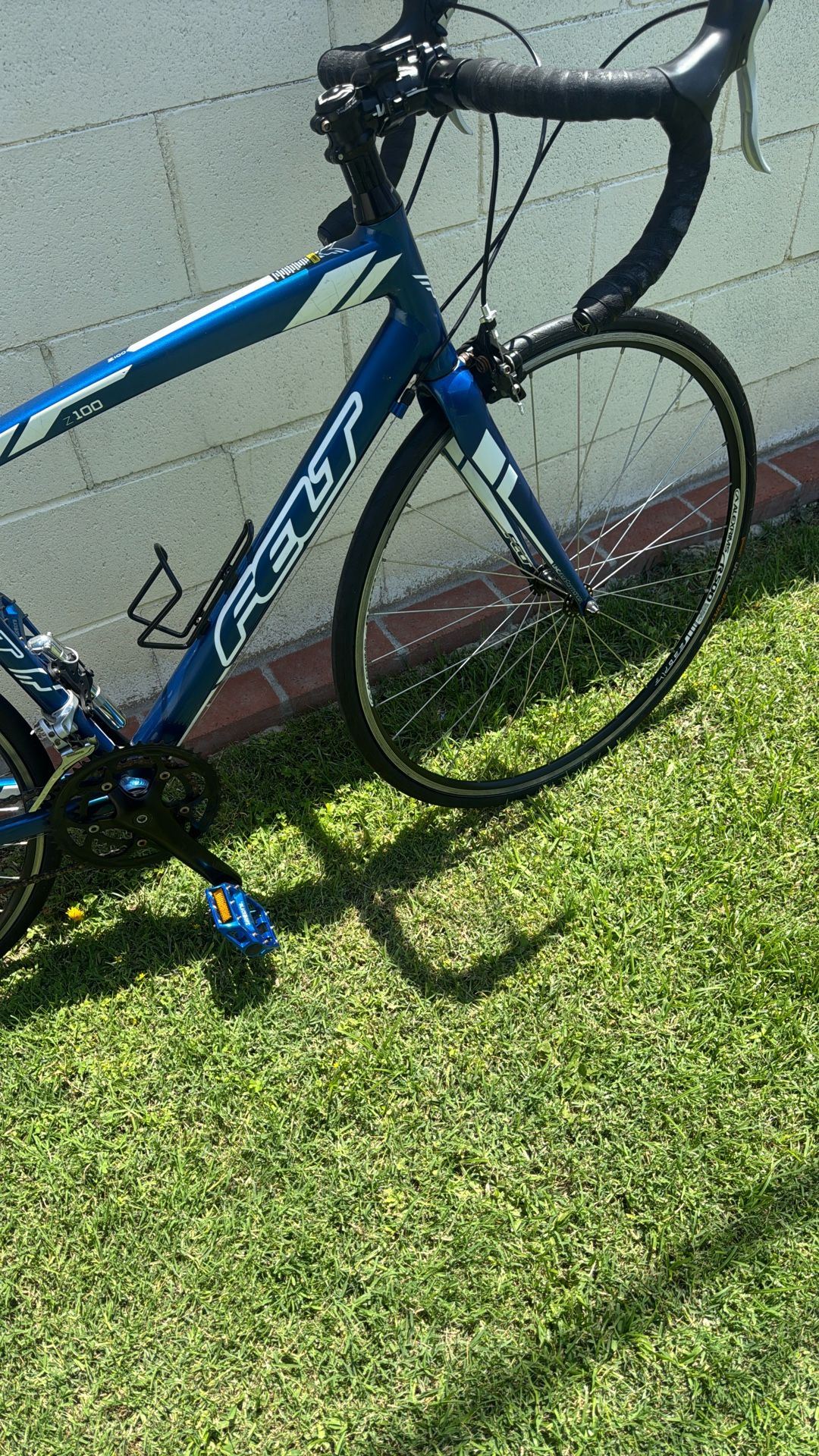 FELT -Z100 Road Bike, Blue And White 54 Cm Works Great $350 for