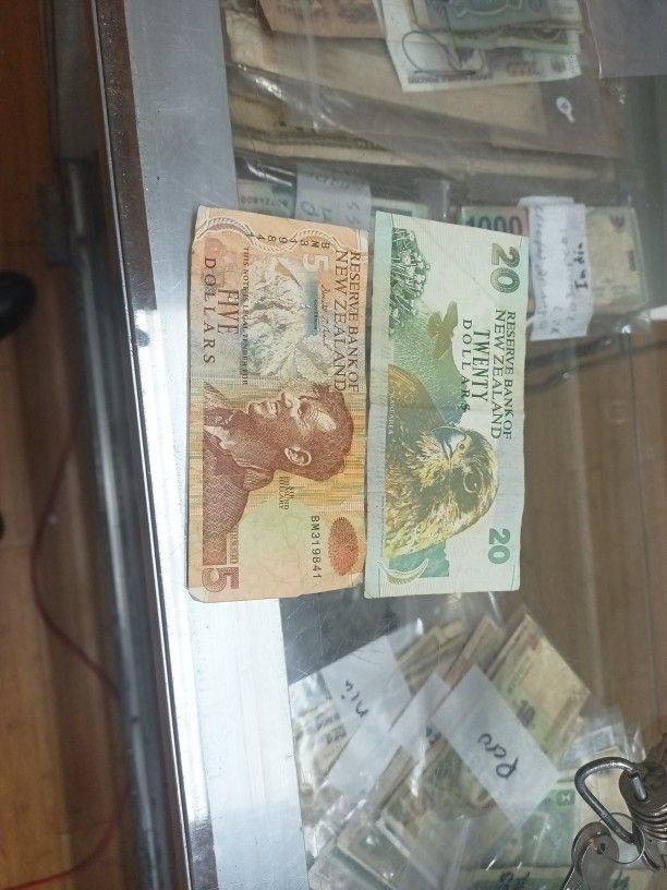 2 Billetes New Zealand 