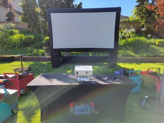 Inflatable Screen / Movie Night (READ DESCRIPTION)