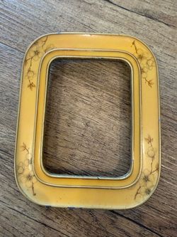 Vintage Heavy Duty Enamel Butterscotch Floral Picture Frame solid and heavy  6”x4.75
