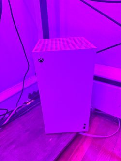 Xbox Series X with Pro Controller (2 Months Old)