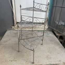 Metal Plant Stand 