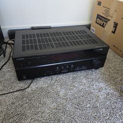 Yamaha Natural Sound av Receiver ax v377