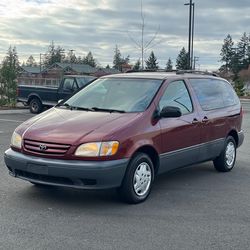 2002 Toyota Sienna
