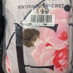 Victoria Secret Love Sherpa Blanket Brand New