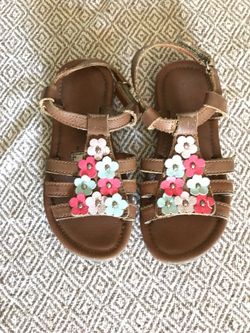 Girls sandals