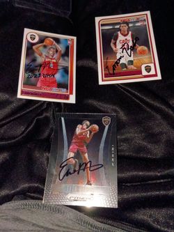 Cleveland Cavaliers autograph lot NBA Evan Mobley signed