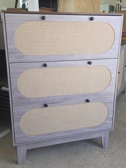 New Modern Tall 3 drawer Dresser with Charging Station