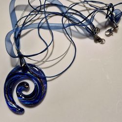 Artisan glass pendant necklace
