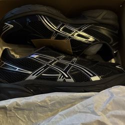 These Are The Asic Gell 1130s Black And Pure Silver