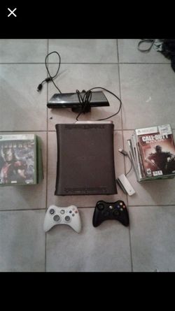 Xbox 360 HUGE BUNDLE - NEED GONE