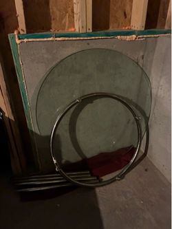 Circle glass table