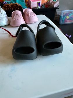 Kids baby Yeezy