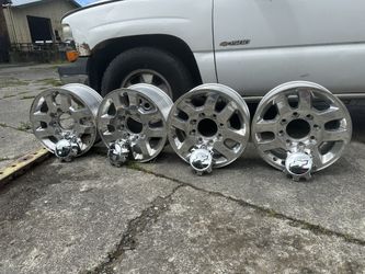 4 18in Chrome GM Rims $50