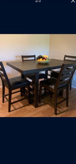 Dining table with 4 chairs