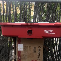 Milwaukee Packout