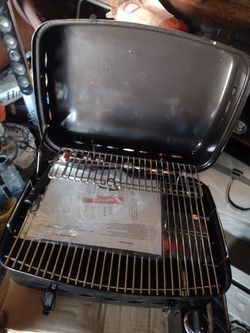 Side kick Grill with hanging rack