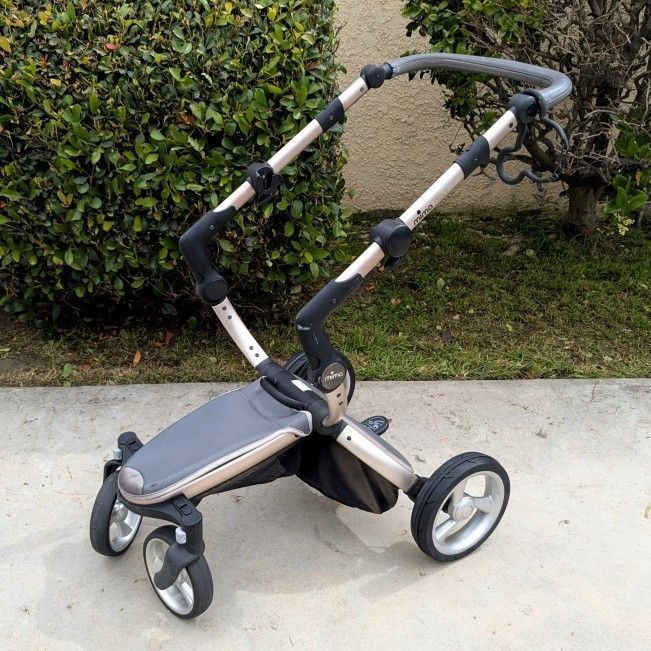Mima Xari Stroller - Without Bassinet - Black Silver & Gray • Strollers, Stroller And Accessories, Baby Accessories, Foldable Strollers, Foldable Baby