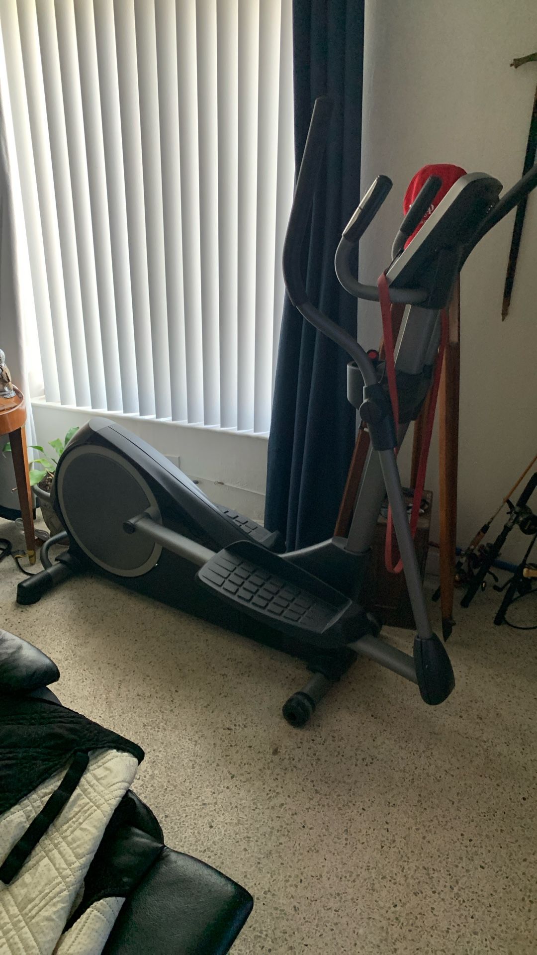 Elíptica Exercise Machine