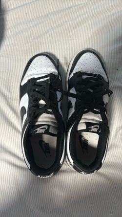 Black panda dunks