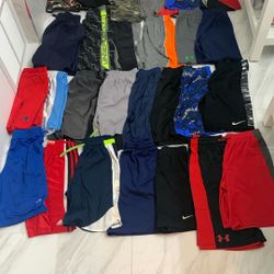 Lot Of 32 Boys Youth Athletic Shorts Under Armour Nike North Face Champion Etc.
