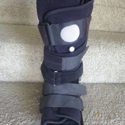 Max Trax Air Walker Boot