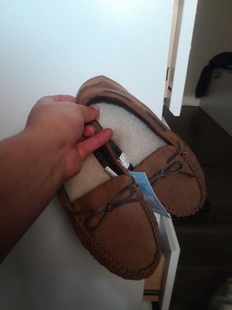 Slippers