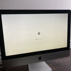 iMac 2008 Computer With Keyboard And Mouse