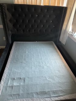 Free full size head board