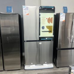 Bespoke 23 cu. ft. Counter Depth 4-Door Flex™ Refrigerator with AI Family Hub™+ & AI Vision Inside™ in Stainless Steel