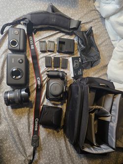 Canon EOS R8 24.2MP Mirrorless Camera