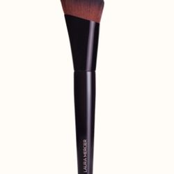 Real Flawless Foundation Brush Laura Mercier