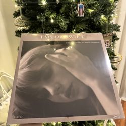 New Taylor Swift 2026 Official 16-Month Calendar