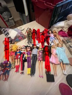 Dolls/cars/legos/ plushies etc
