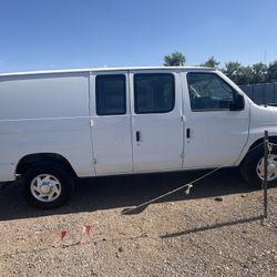 2009 Ford E-250