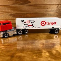 Hot Wheels 1:64 Scale Bullseye's Big Rig Vehicle