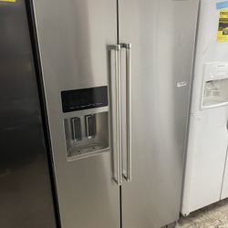 Kitchen Aid Side By Side In Stainless Steel Used