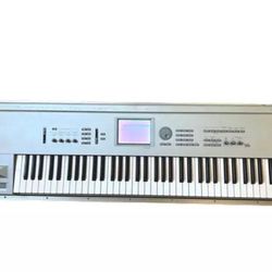 KORG TRITON PRO 76 KEY STUDIO SYNTHESIZER ST76