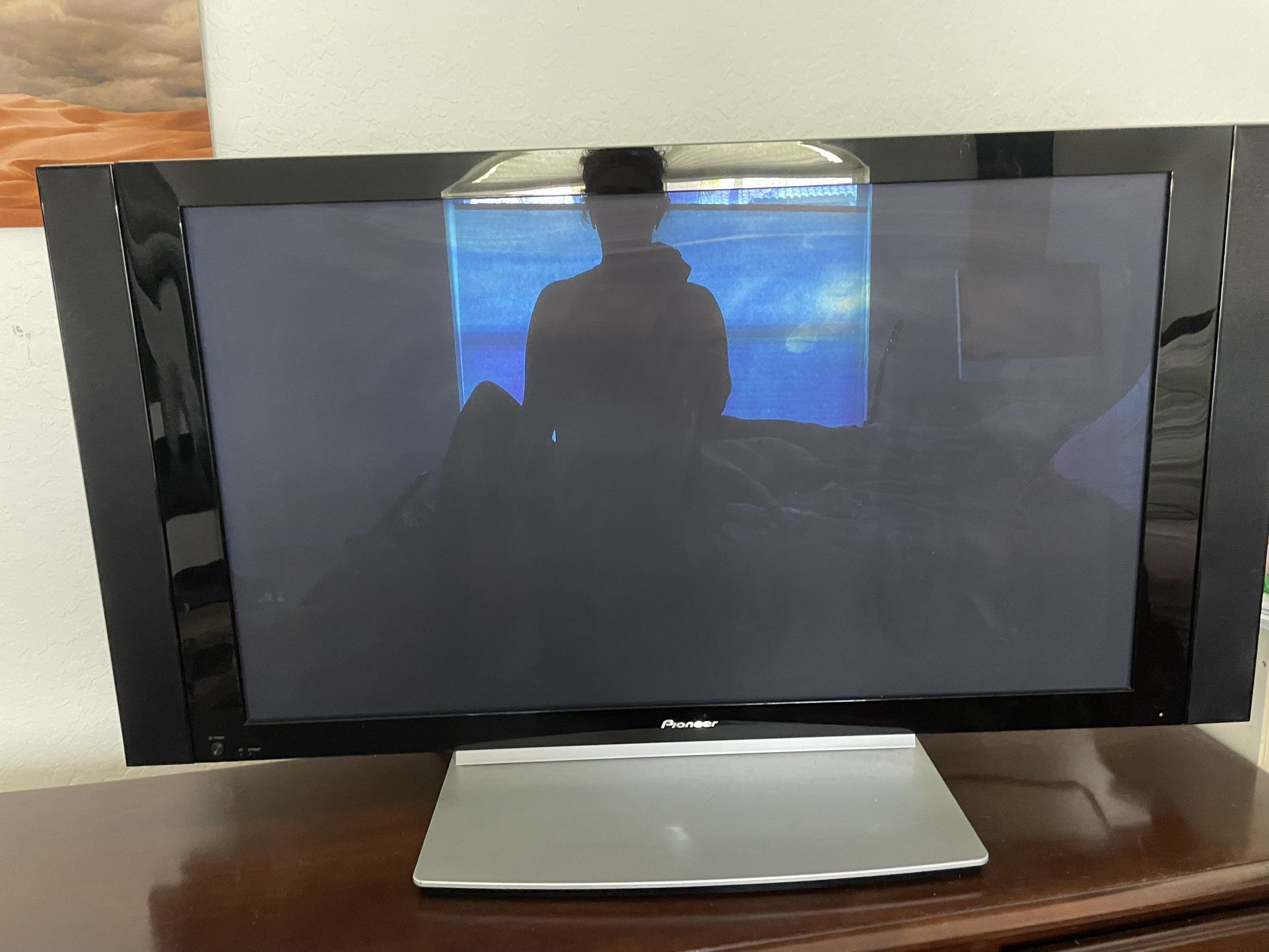 50” Pioneer Plasma TV