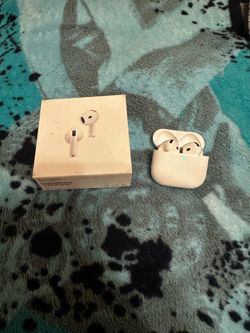Airpods 4 with ANC.