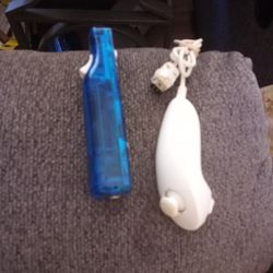 Blue Wii Controller With Nunchuck attachment