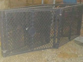 Dog playpen