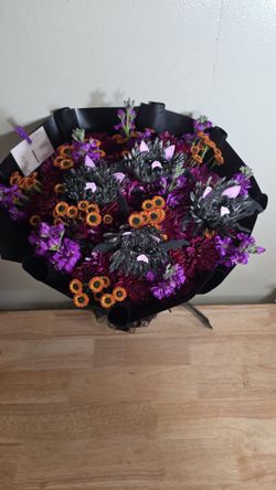 Bat theme bouquet