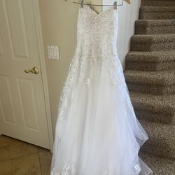 Jewel bridal Gown Pure White Size 4-  $275