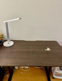 Standing Desk (Adjustable Height)