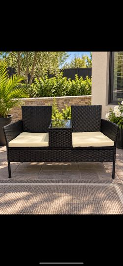 Patio loveseat