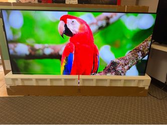 75 LG TV light scratch inside of screen $55 down on Financing as is no Warranty