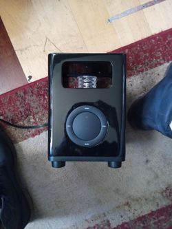 Acoustic Research Launches AR4131 BlackVault 2.1 Vacuum Tube Speaker System With iPod Dock